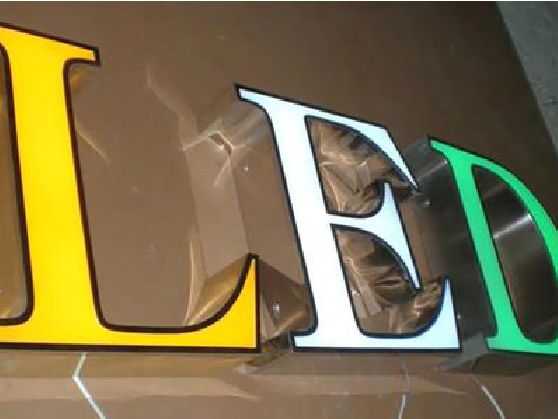 仙游介绍LED招牌的基础知识。
